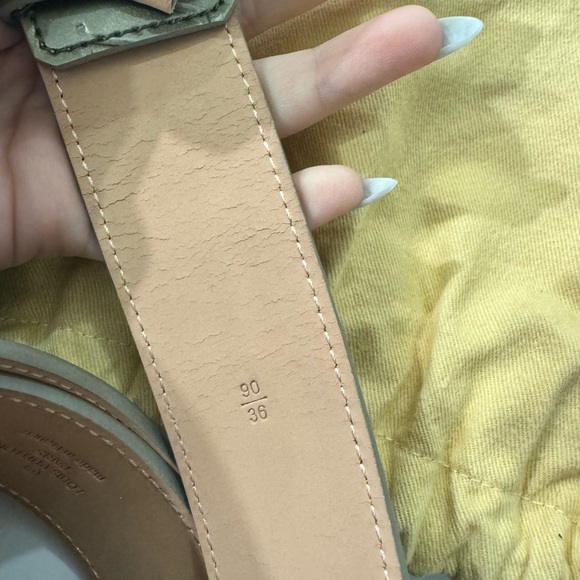Louis Vuitton belt - Picture 4 of 6